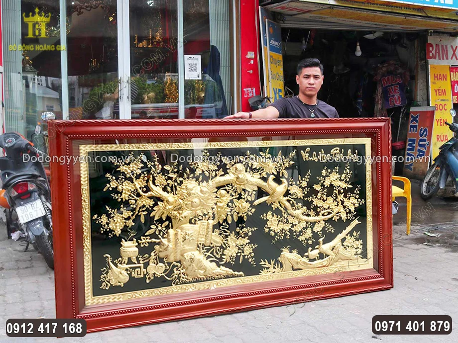 H&igrave;nh ảnh nh&igrave;n nghi&ecirc;ng của bức tranh đồng